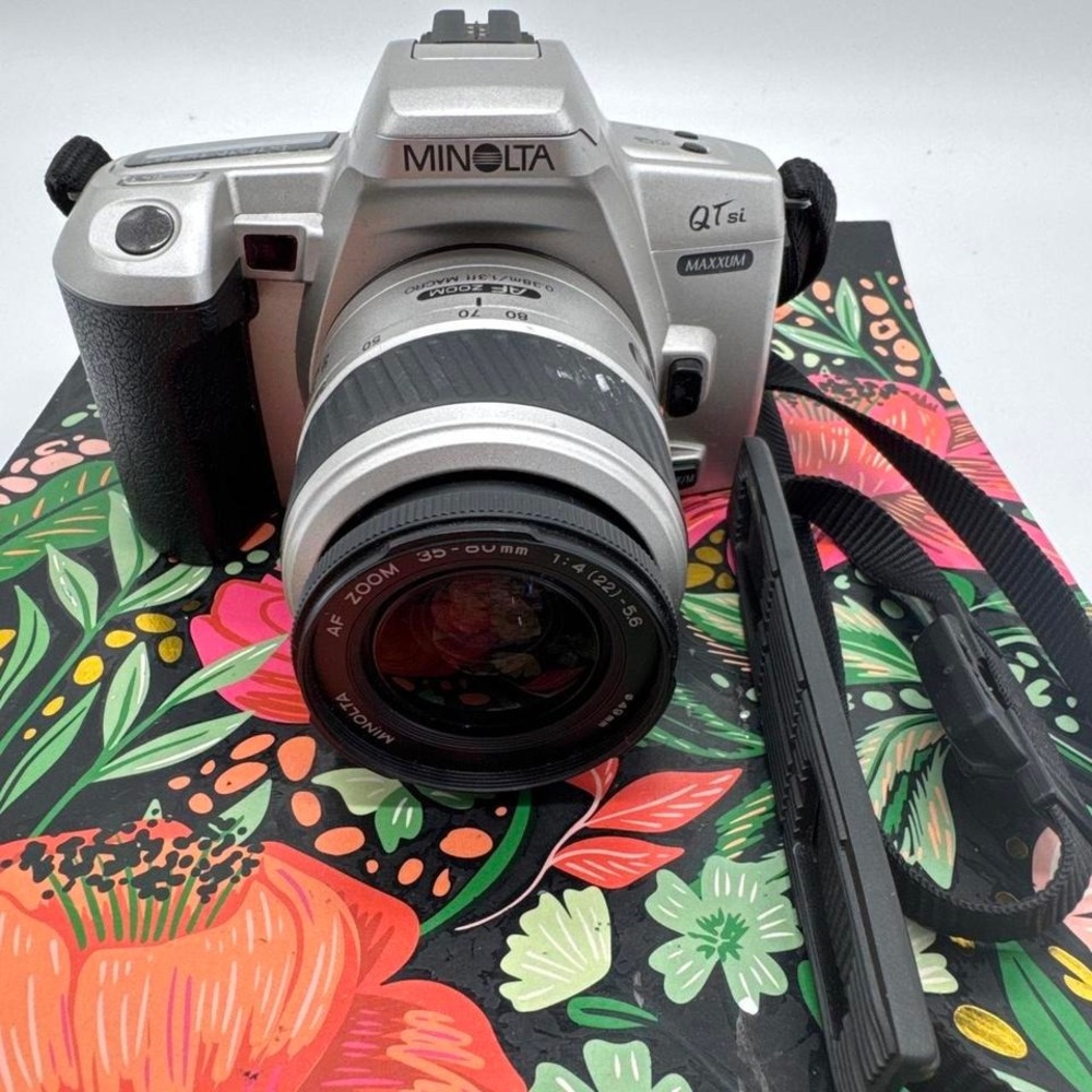 Minolta Maxxum QTsi 35mm Film‎ SLR Camera – SLR Camera